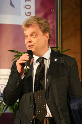 Prof. Dr. Wolfgang L